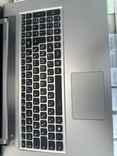 Lenovo IDEAPAD Z710 17" FHD i5-4210M 16GB 256GB SSD, DVD iró, Win10Home, felujitott notebook