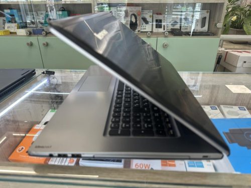 Lenovo IDEAPAD Z710 17" FHD i5-4210M 16GB 256GB SSD, DVD iró, Win10Home, felujitott notebook