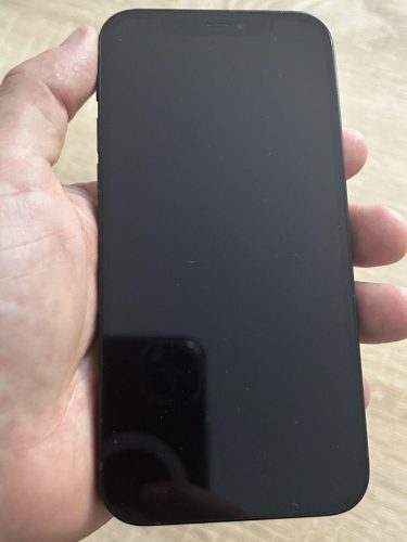 iPhone 12  64GB Black Mobiltelefon, HASZNÁLT
