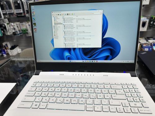 MSI Sword 15 A11UD-022XHU - 15.6" FullHD , i7-11800H 4.60 GHz, 16GB, 500GB SSD, RTX 3050 Ti, Win11 Prof - Fehér , Felújított, Magyar billentyüzet