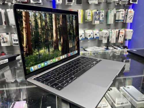 Apple MacBook Pro 13" Retina Touchbar 2020 Intel i5-8257U 1.4GHz 8GB / 256GB SSD Space Gray, FELÚJITOTT