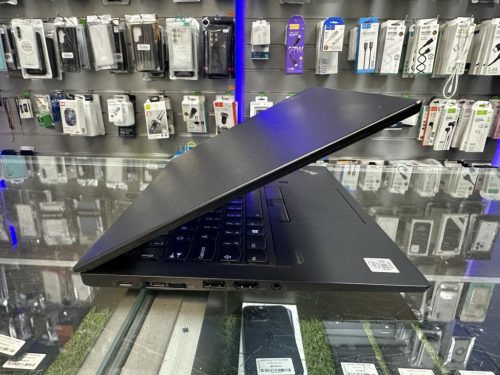 Lenovo ThinkPad X13 Laptop  13.3" FHD i5-10210U 8GB 256GB Win11 pro, felujitott 