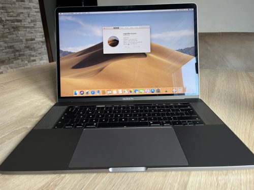 Apple MacBook Pro 15.4" Retina Touchbar Mid 2018 I7-8750H 16GB  / 256 SSD sötétszürke , FELÚJITOTT